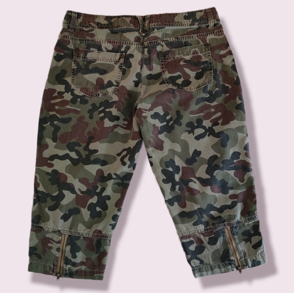No Boundaries Green Camouflage Shorts Size Juniors 11 - Picture 2 of 9